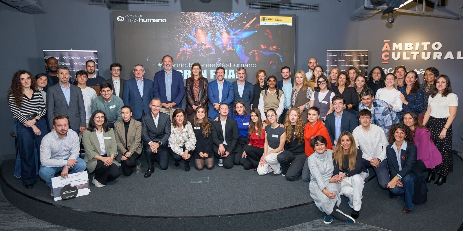 Grupo Premio Jovenes Fundacion mashumano 2024 emprendiminto social 