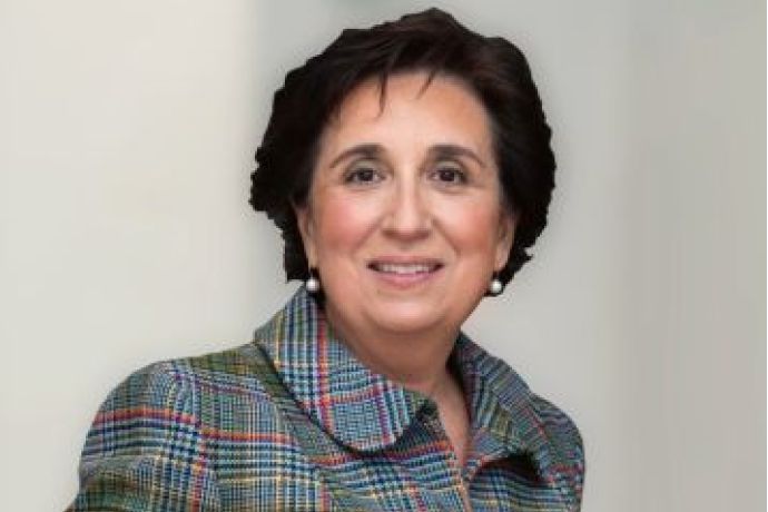 Emma Fernandez Patronato